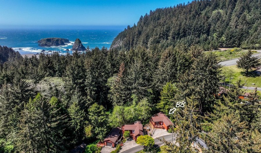 19921 WHALESHEAD Rd B8, Brookings, OR 97415 - 2 Beds, 1 Bath