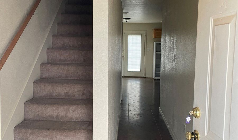 2419 Church St, Abilene, TX 79601 - 3 Beds, 3 Bath
