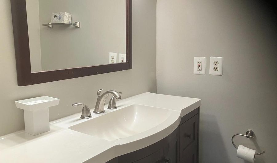 7420 WESTLAKE Ter #409, Bethesda, MD 20817 - 3 Beds, 2 Bath