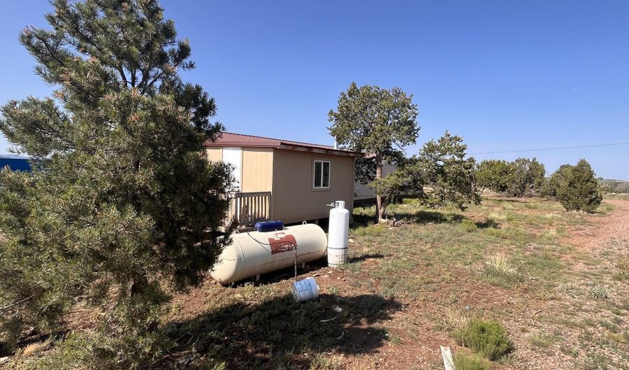 690 Stanford Dr, Concho, AZ 85924 - 3 Beds, 2 Bath