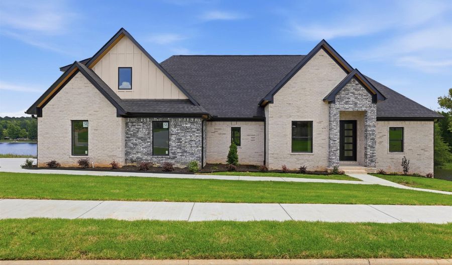 7612 S Shoreline Blvd, Benton, AR 72019 - 4 Beds, 3 Bath