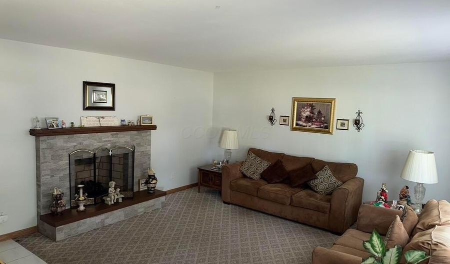 5506 Sandalwood Blvd, Columbus, OH 43229 - 3 Beds, 2 Bath