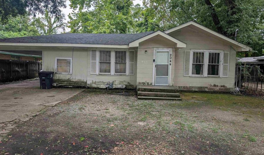 2044 68th Ave, Baton Rouge, LA 70807 - 3 Beds, 1 Bath