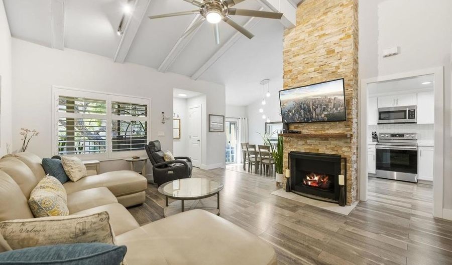 2352 Altisma Way 13, Carlsbad, CA 92009 - 2 Beds, 2 Bath