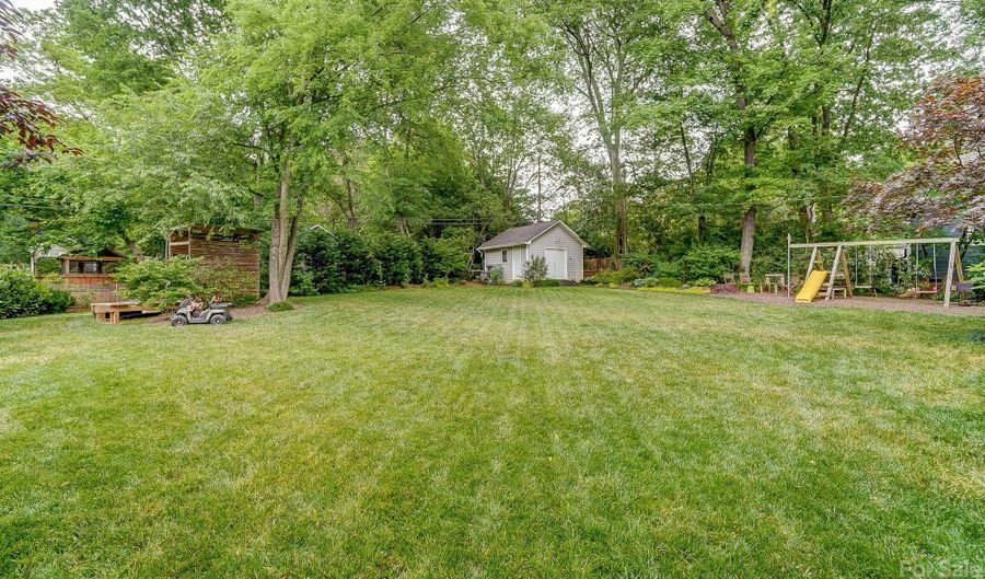1335 Goodwin Ave, Charlotte, NC 28205 - 4 Beds, 3 Bath