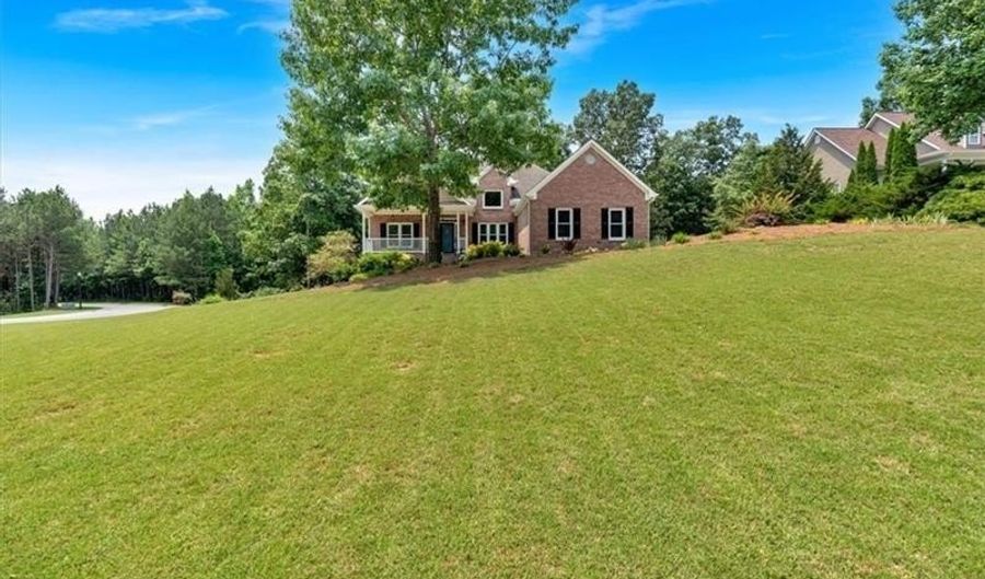28 Golden Eagle Dr, Adairsville, GA 30103 - 4 Beds, 3 Bath
