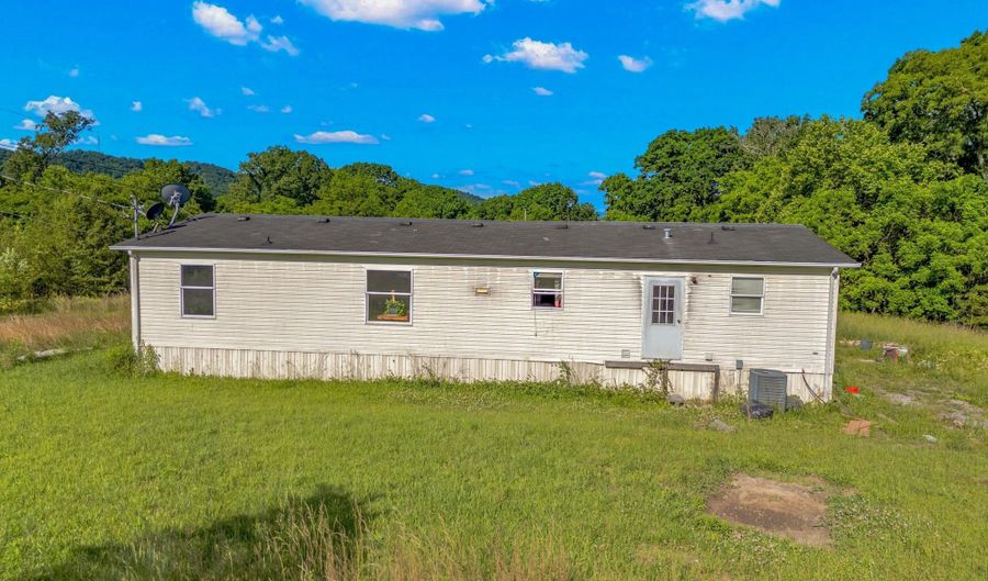 142 Hutton Ln, Bean Station, TN 37708 - 4 Beds, 2 Bath