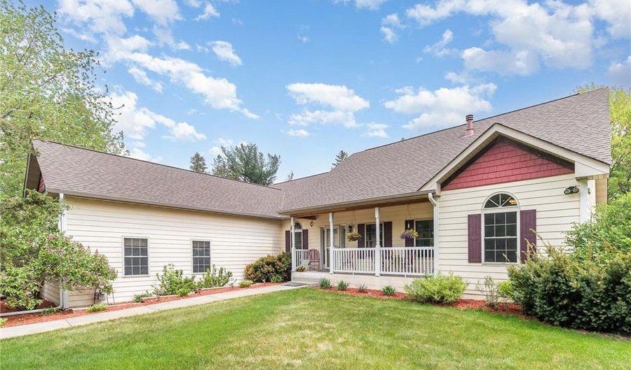 16331 Crosstown Blvd NW, Andover, MN 55304 - 5 Beds, 4 Bath