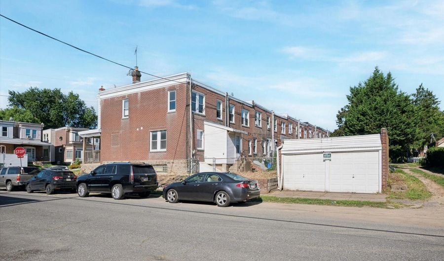 485 ROBBINS St, Philadelphia, PA 19111 - 3 Beds, 2 Bath