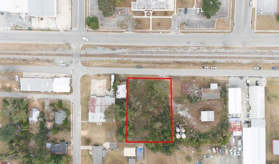 213 SE Park, Baxley, GA 31513 - 0 Beds, 0 Bath