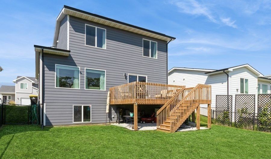 2109 Ammann Dr, Adel, IA 50003 - 3 Beds, 3 Bath