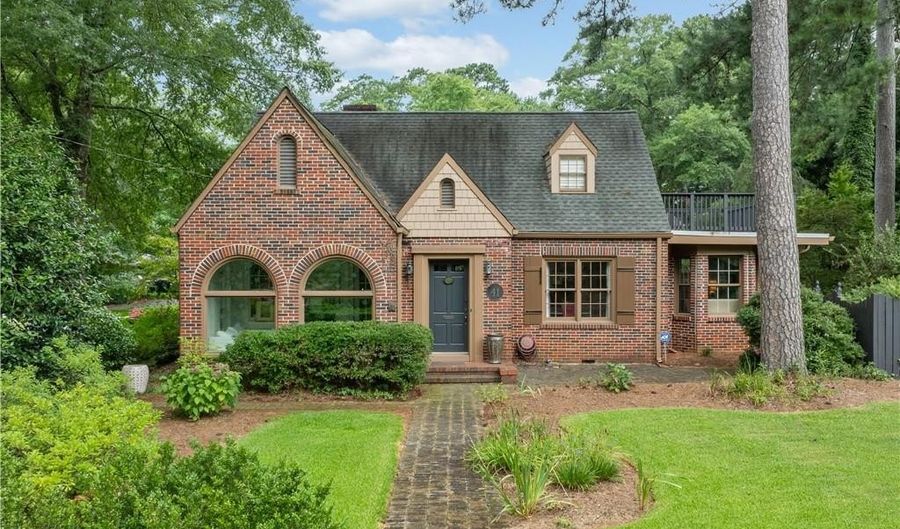 41 Clarendon Ave, Avondale Estates, GA 30002 - 3 Beds, 2 Bath