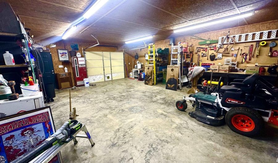 123 Chambers Rd, Arab, AL 35016 - 4 Beds, 2 Bath