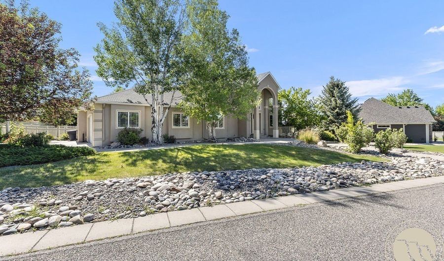 4155 Cedarwood Ln, Billings, MT 59106 - 5 Beds, 4 Bath