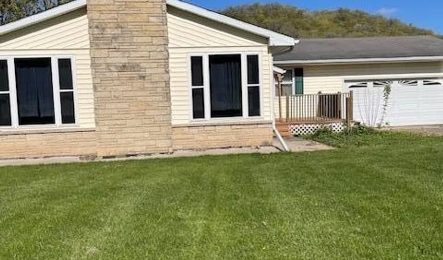 S1551 County Road I, Alma, WI 54610 - 2 Beds, 1 Bath