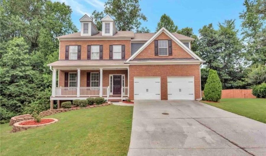 825 Streamview Way, Alpharetta, GA 30004 - 5 Beds, 3 Bath