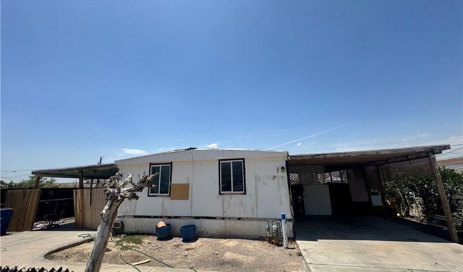 141 Zurcher Ave, Bullhead City, AZ 86429 - 4 Beds, 2 Bath