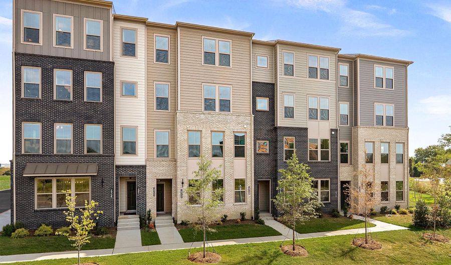 19719 MISTY MOSS Sq 1, Ashburn, VA 20147 - 3 Beds, 3 Bath