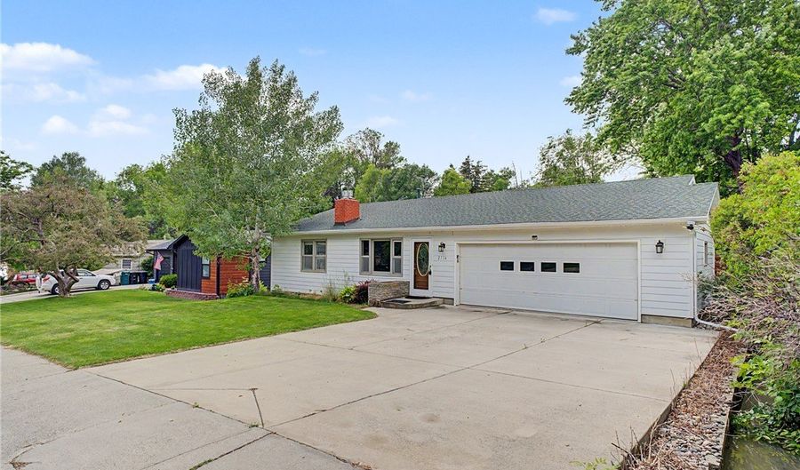 2734 Beth Dr, Billings, MT 59102 - 4 Beds, 3 Bath