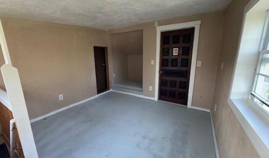 405 Ruddell Hill Cir, Batesville, AR 72501 - 3 Beds, 2 Bath