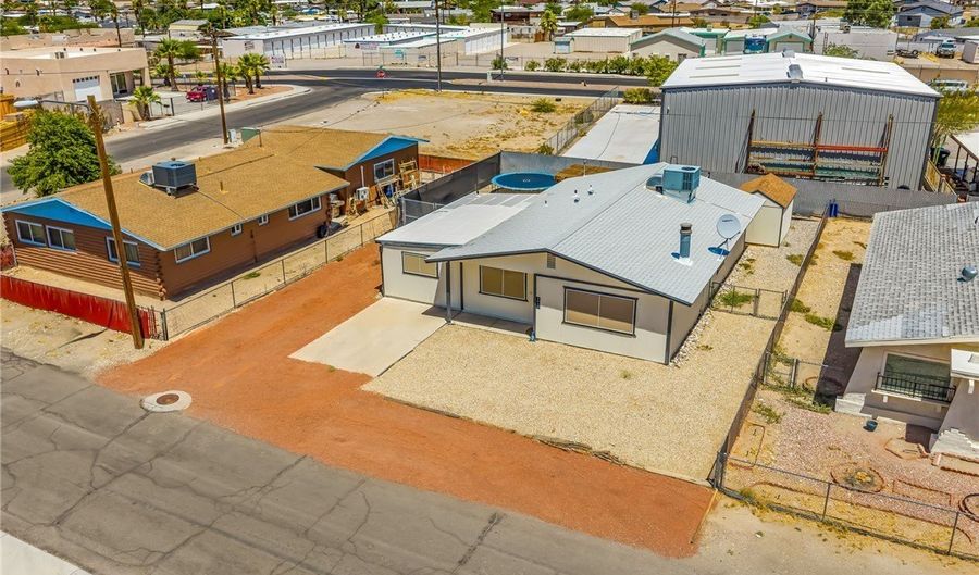 2012 Kingston Dr, Bullhead City, AZ 86442 - 3 Beds, 2 Bath
