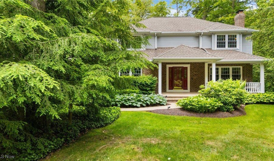 3881 Ravinewood Dr, Austinburg, OH 44010 - 4 Beds, 3 Bath