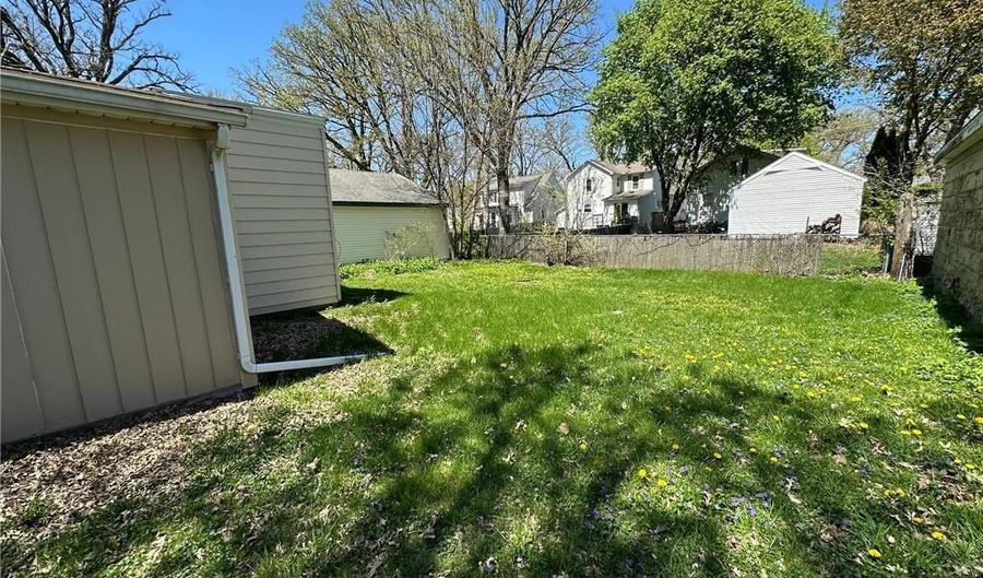 1006 6th Ave NW, Austin, MN 55912 - 3 Beds, 2 Bath