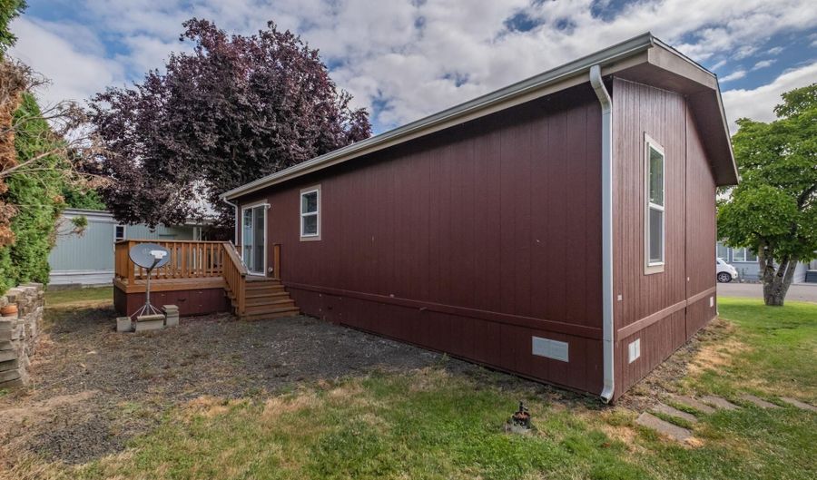 32483 Oakville # 11 Rd 11, Albany, OR 97321 - 2 Beds, 2 Bath