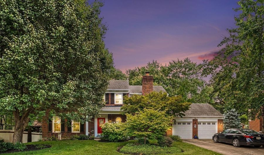 2234 Candlemaker Dr, Anderson Twp., OH 45244 - 4 Beds, 3 Bath