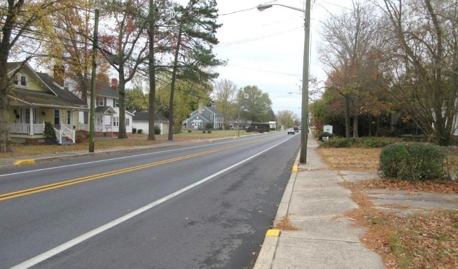 112 W MARKET St, Georgetown, DE 19947 - 0 Beds, 0 Bath