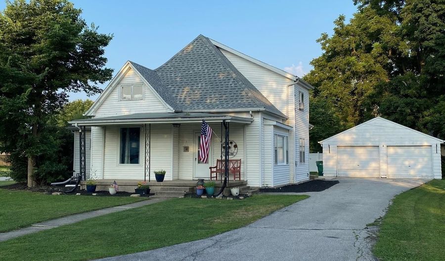 200 N Park Ave, Fowler, IN 47944 - 3 Beds, 2 Bath