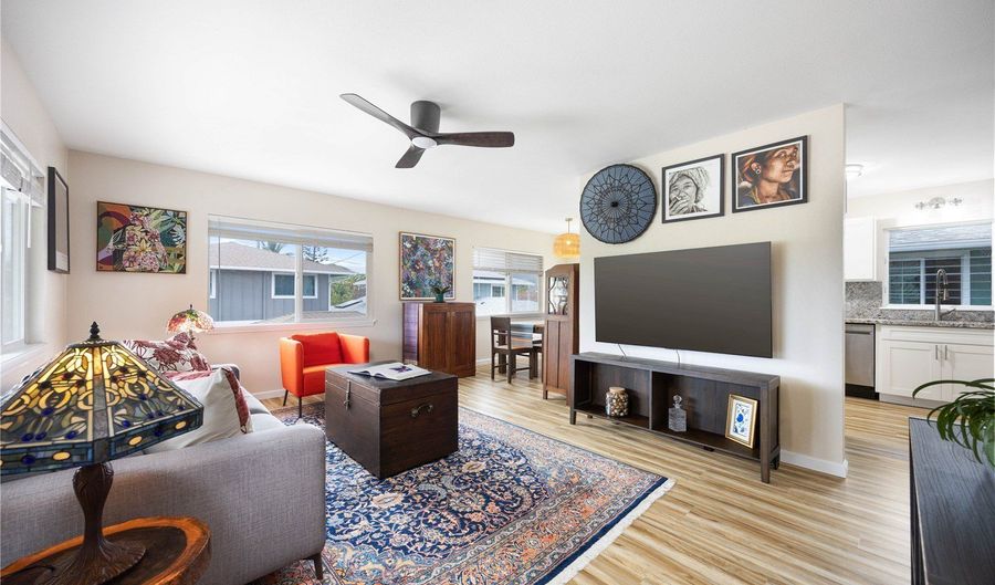 528 Halela St A, Kailua, HI 96734 - 5 Beds, 3 Bath
