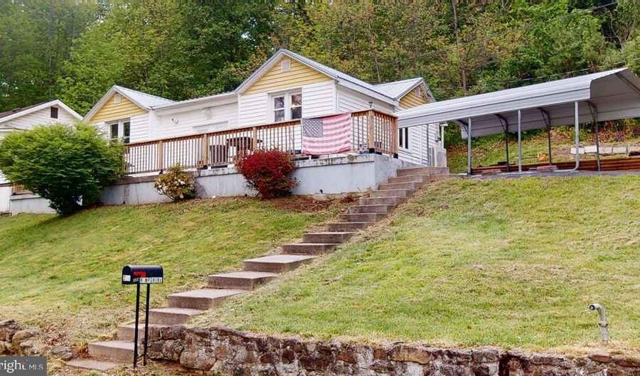 239 HAMPSHIRE St, Bloomington, MD 21523 - 2 Beds, 1 Bath