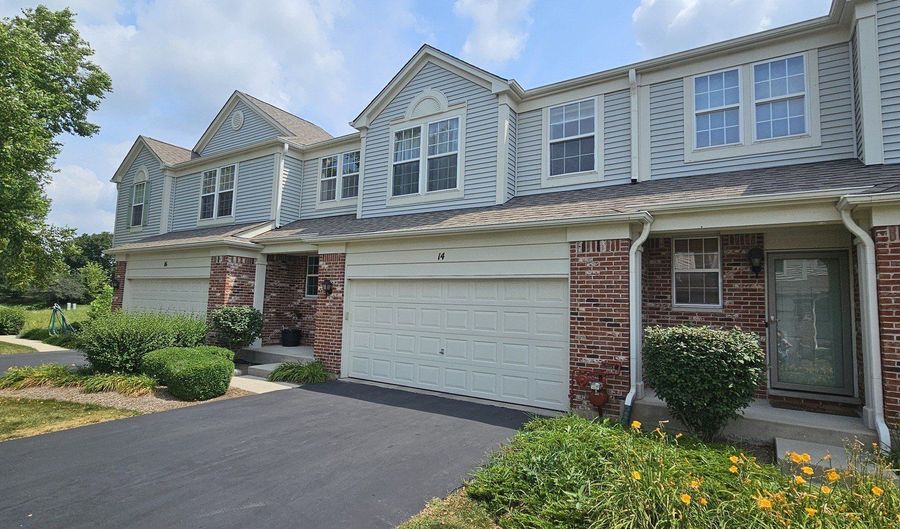 14 Parkside Ct 14, Algonquin, IL 60102 - 3 Beds, 3 Bath