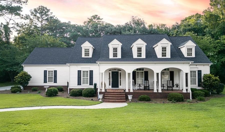 1403 River Pointe Dr, Albany, GA 31701 - 4 Beds, 4 Bath