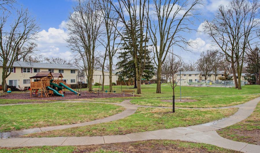 703 Meadow Pl, Ames, IA 50010 - 3 Beds, 2 Bath