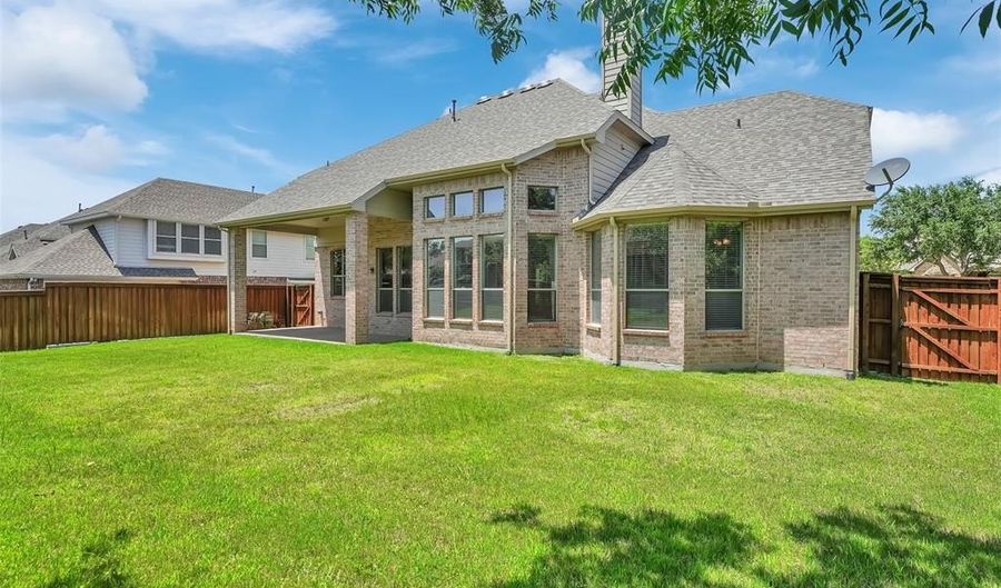 1910 Saint Johns Ave, Allen, TX 75002 - 4 Beds, 5 Bath