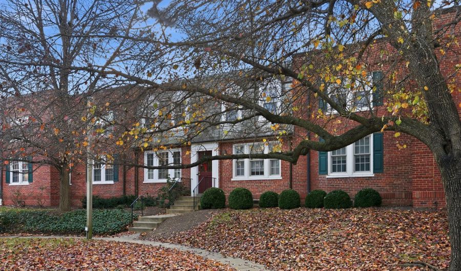 1744 N RHODES St 310, Arlington, VA 22201 - 2 Beds, 1 Bath