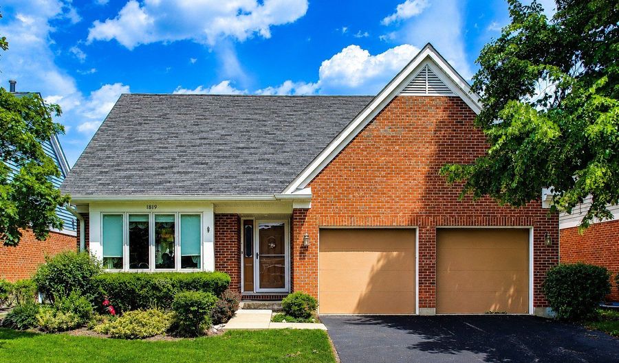 1819 N Normandy Ct, Arlington Heights, IL 60004 - 2 Beds, 2 Bath