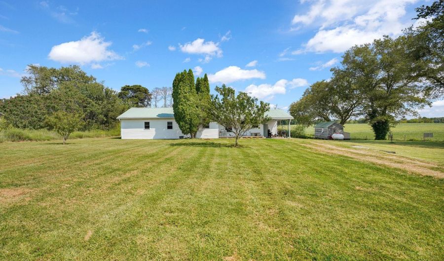 1052 Avoca Eureka Rd, Bedford, IN 47421 - 2 Beds, 1 Bath