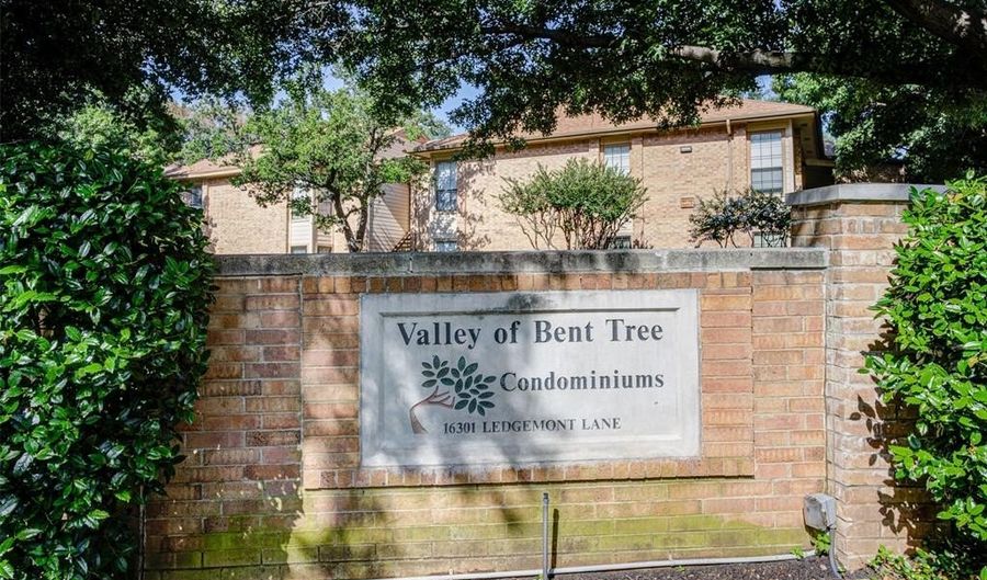 16301 Ledgemont Ln 262, Addison, TX 75001 - 2 Beds, 2 Bath