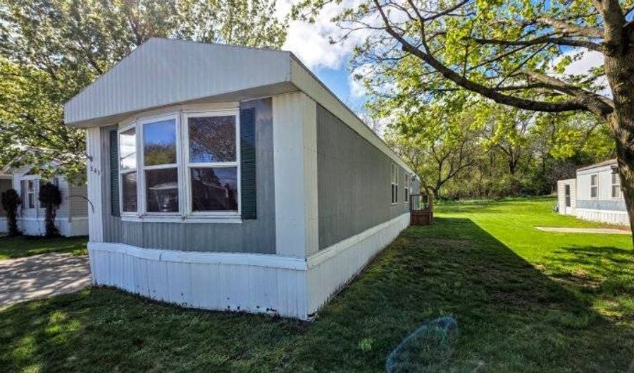 411 S. Grover Ave 39, Alma, MI 48801 - 2 Beds, 2 Bath