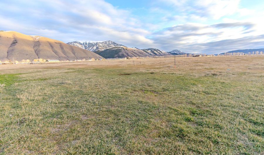 541 HWY 236, Afton, WY 83110 - 4 Beds, 3 Bath