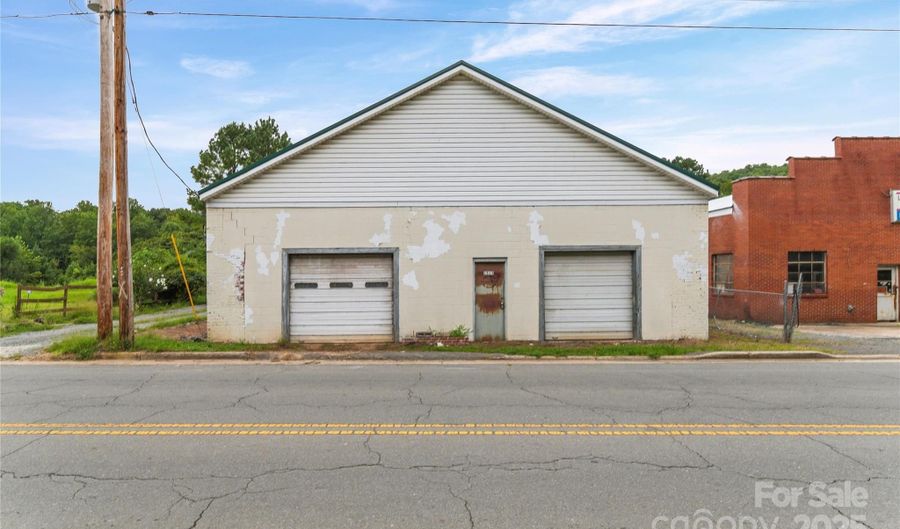 1513 Salisbury Ave, Albemarle, NC 28001 - 0 Beds, 0 Bath