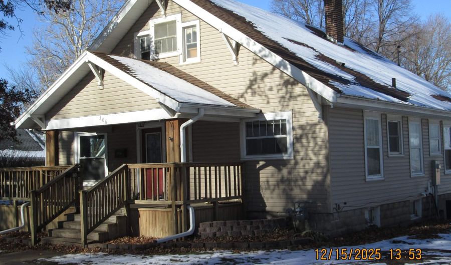 306 W 8th St, Atlantic, IA 50022 - 3 Beds, 1 Bath