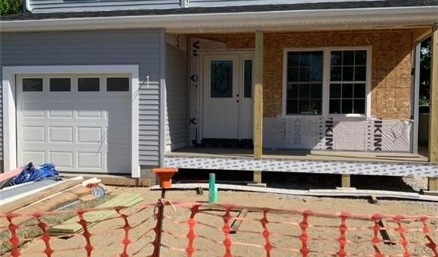 79 Sherman St, East Providence, RI 02915 - 3 Beds, 3 Bath