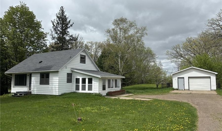 762 4th St SE, Aitkin, MN 56431 - 3 Beds, 1 Bath