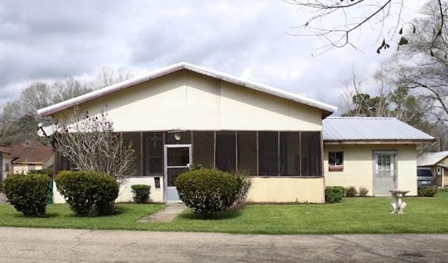 1729 BUND St, Bogalusa, LA 70427 - 3 Beds, 2 Bath