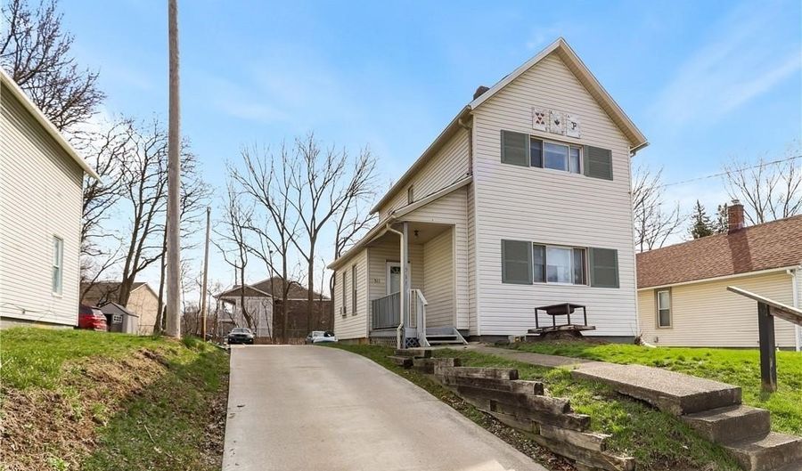 511 Brown St, Akron, OH 44311 - 4 Beds, 2 Bath