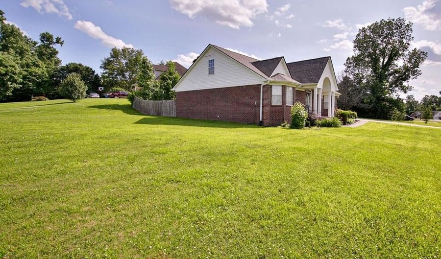 438 BRITTANY, Atoka, TN 38004 - 3 Beds, 2 Bath
